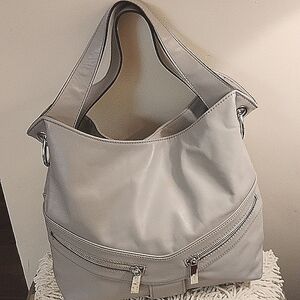 Micheal Kors Gray Leather Bag